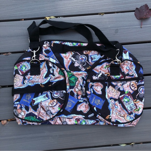Brand new ! Nicole Miller Travel Bag - Picture 1 of 5
